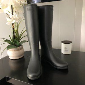 Hunter Women's Refine Tall Matte Rain Boots Size 8